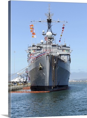 USS Dubuque is moored during its decommissioning ceremony