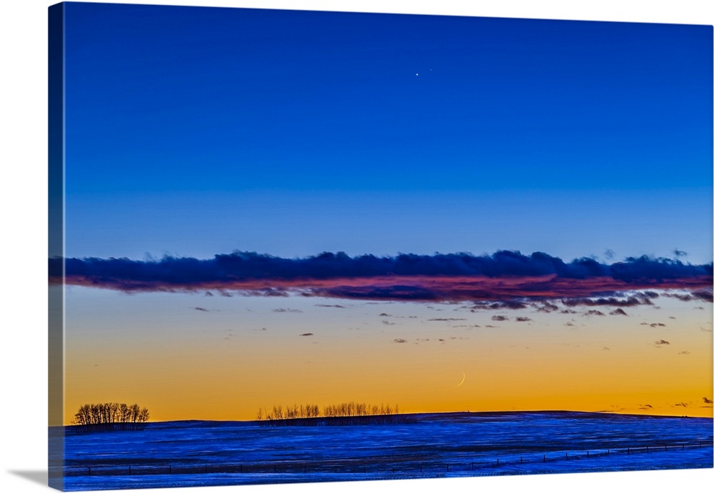 Venus In A Close Conjunction With Dimmer Saturn In The Evening Twilight