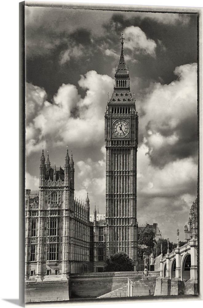 Black and white photograph of the Big Ben clock tower in London, England.