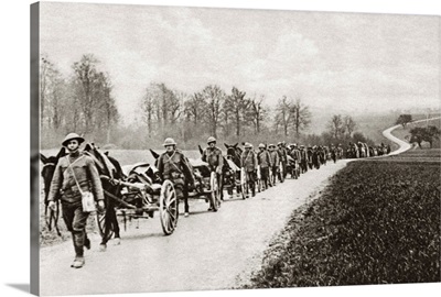 An American machine-gun section on a road in Flanders during World War I, 1917