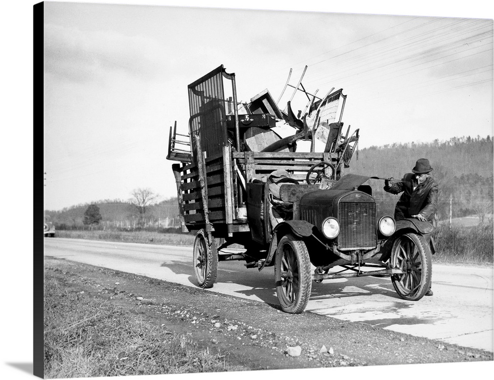 A tenant farmer moving his household goods to a new farm in Hamilton County, Tennessee. Photographed by Arthur Rothstein, ...
