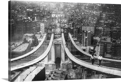 Footpaths of the Manhattan Bridge during construction, New York, 1910