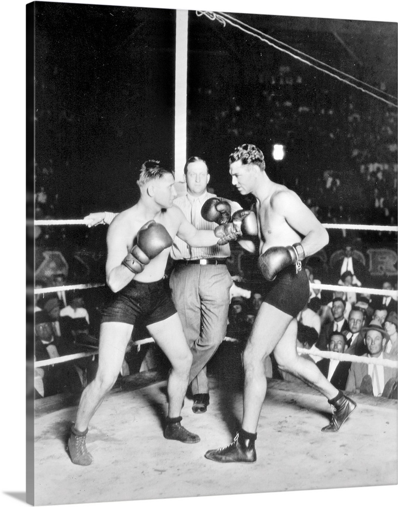 American boxer. The Dempsey-Newman fight, 1925.