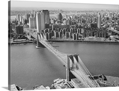 Looking north over the Brooklyn Bridge towards Manhattan, New York, 1978
