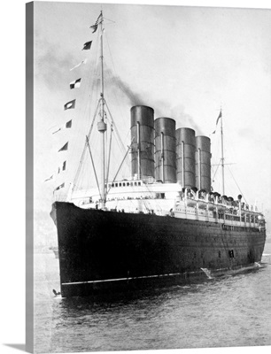 Lusitania, 1908-1914