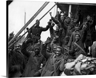 Members of the 369th Infantry Regiment arriving back in New York City, 1918