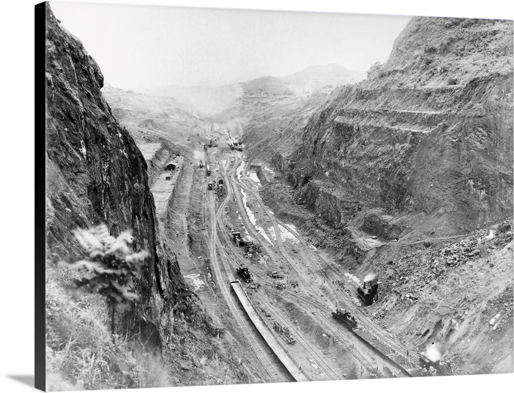 Panama Canal, 1913. View Of Culebra Cut During Construction Of the Panama Canal. Gold Hill On the Right And Contractor's H...