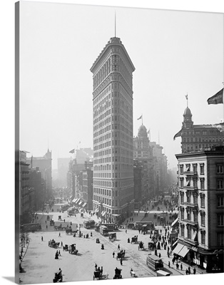 The Flatiron Building in New York City, 1905