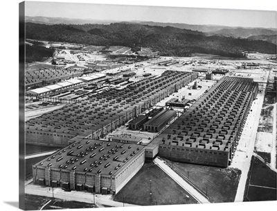 The K-25 gaseous diffusion plant at Oak Ridge, Tennessee