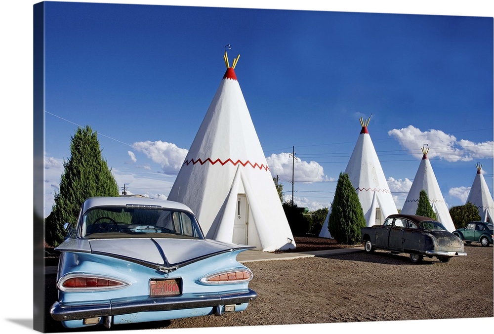 The Wigwam Motel along Route 66 in Holbrook, Arizona. Photograph by Carol M. Highsmith, October 2006.