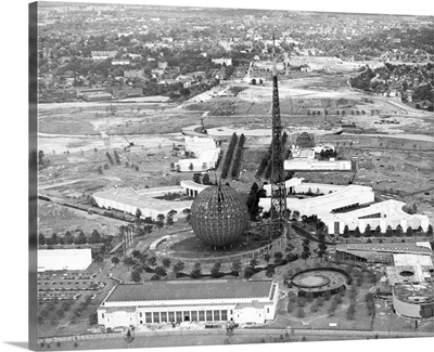 World's Fair, 1939, The Trylon and Perisphere under construction