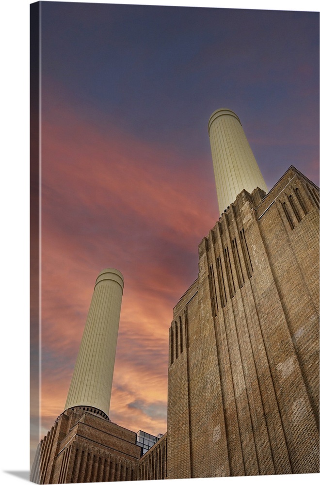 Battersea Power Station in London, England, UK. The station is one of the world's largest brick buildings and notable for ...