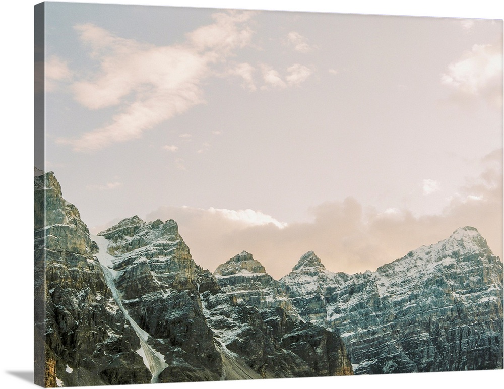 Photograph of the ten peaks mountains, Moraine Lake, Banff, Canada.